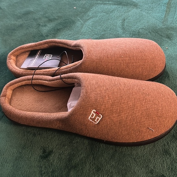 Home ideas Men’ soft Brown Slippers - Picture 4 of 4